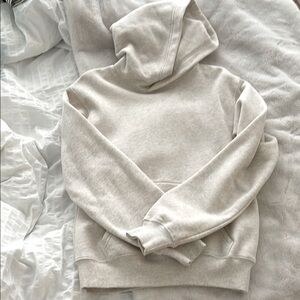 Perfect hoodie in Heather light oatmeal - regular fit - like new